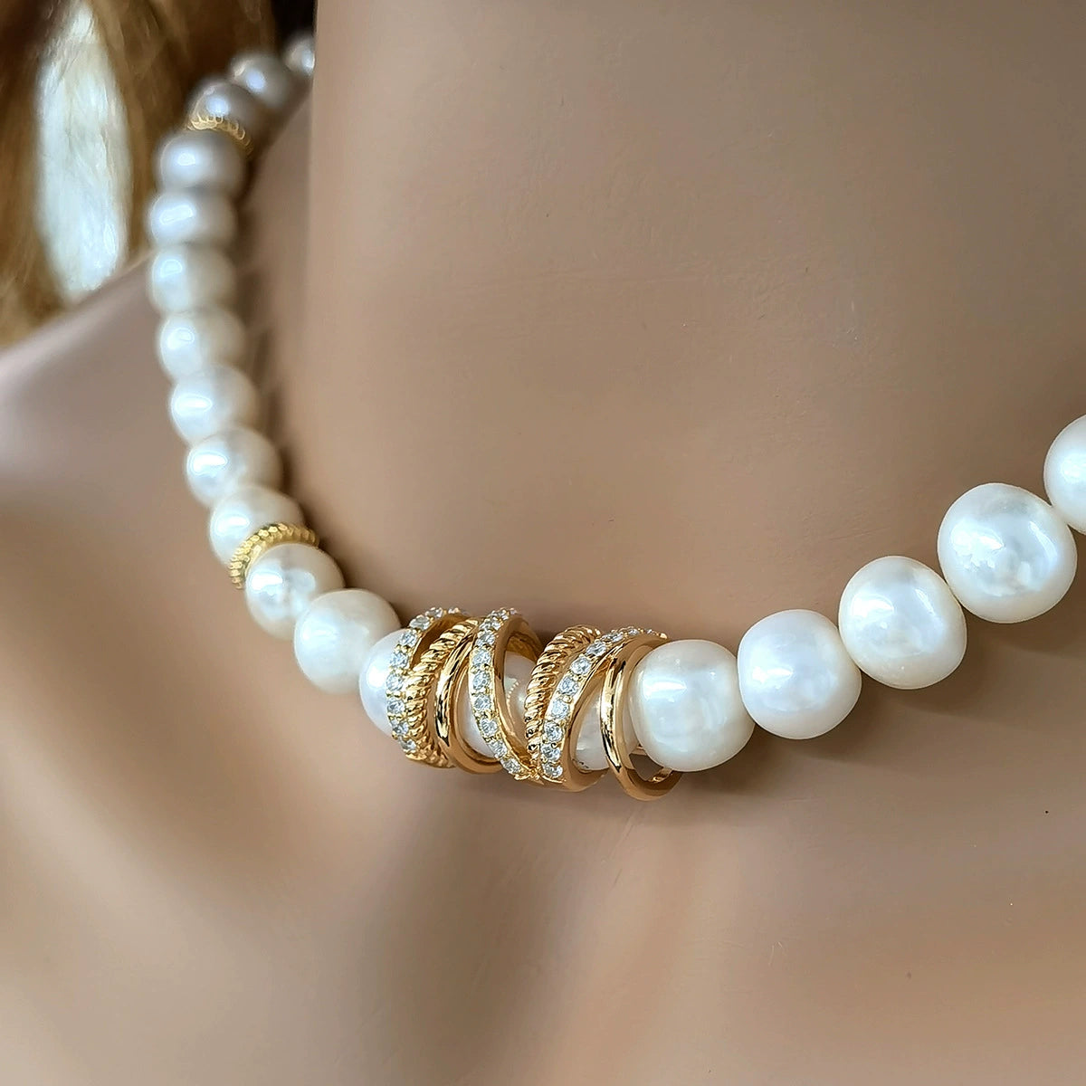 Sterling Silver Natural Freshwater Pearl Geometric Clavicle Necklace