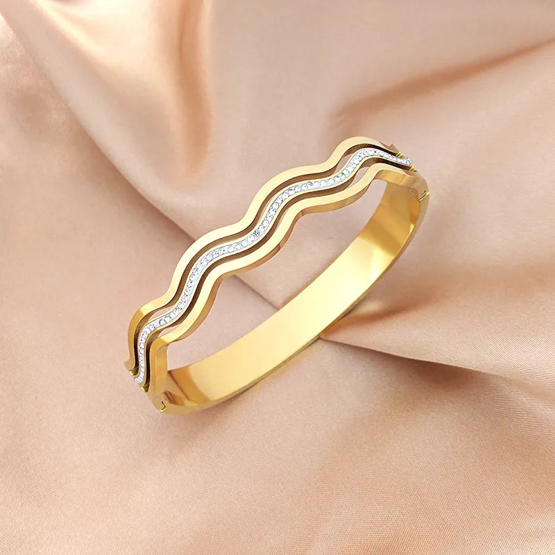 Glamorous Geometric Bangle – 18K Gold Plated Stainless Steel with Rhinestones