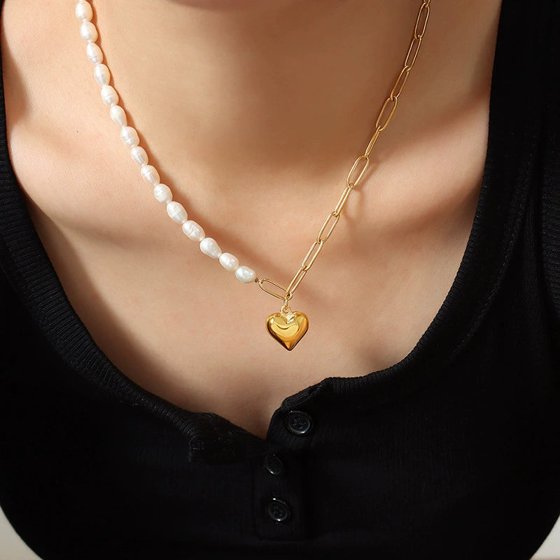 Women’s Geometric Heart Freshwater Pearl Necklace
