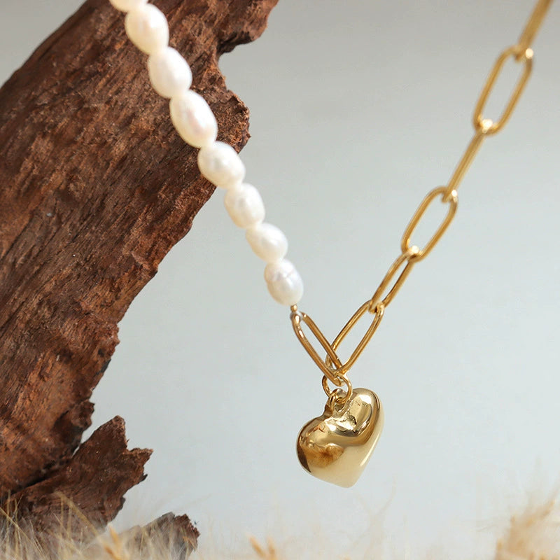 Women’s Geometric Heart Freshwater Pearl Necklace