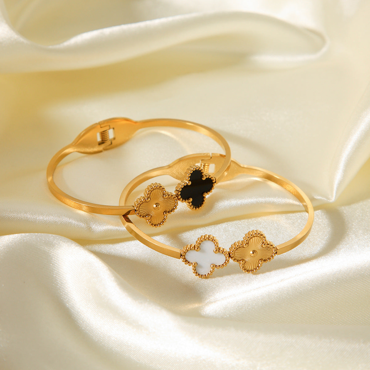 Four-Leaf Clover Stainless Steel Electroplated Bangles